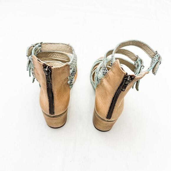 FreeBird Turquoise Casandra Sandal Bootie Distressed Tan Strappy Shoes Size 8 - Picture 3 of 7